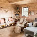 Beautiful In With Sauna Hébergement de vacances *