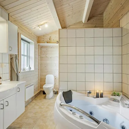 بيت للعطل Awesome In With Sauna *
