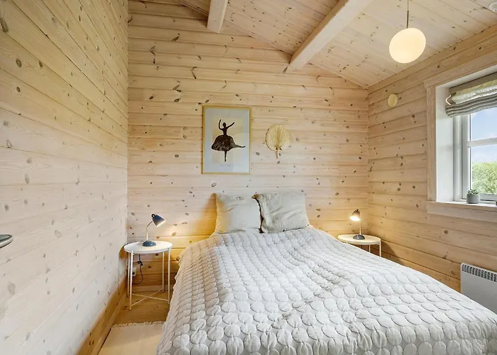 Awesome In With Sauna بيت للعطل Nordenbro Vesteregn
